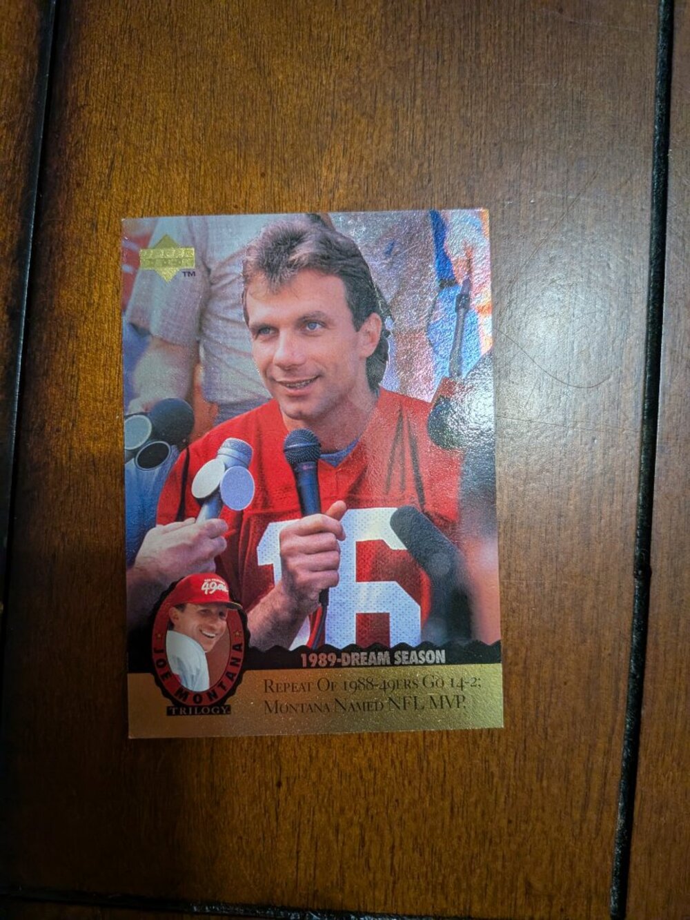 Collection of 150 Football Cards